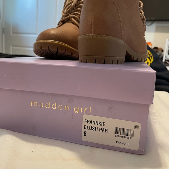 Madden girl boots brand new - Picture 2 of 3